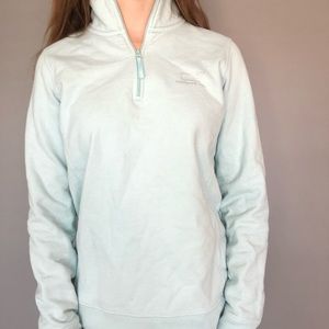light blue vineyard vines pullover